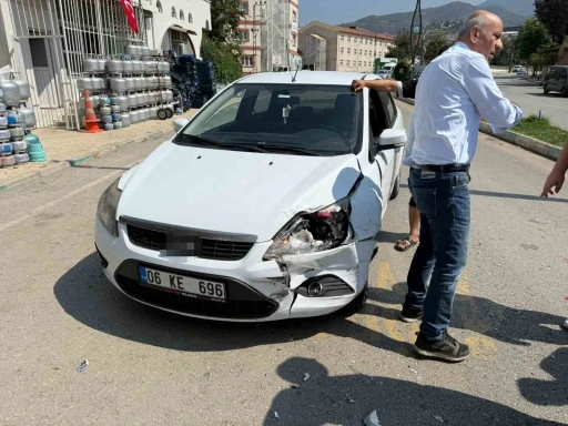 Osmaniye’de otomobiller çarpıştı: 1 yaralı
