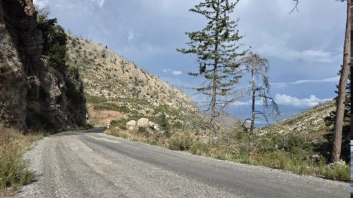 OSMANİYE MAHALLESİ’NDE YOL SORUNU GÜNDEN GÜNE BÜYÜYOR