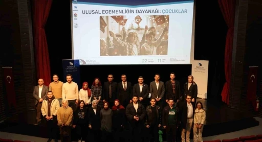 Osmanlı&rsquo;dan Cumhuriyet&rsquo;e &ccedil;ocuk politikaları konuşuldu
