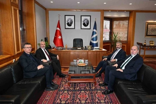 &Ouml;SYM Başkanı Ersoy&rsquo;dan Rekt&ouml;r Adıg&uuml;zel&rsquo;e ziyaret
