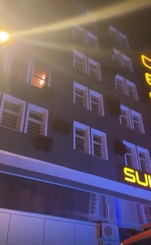 Otel odasındaki yangın itfaiye ve 112&rsquo;yi alarma ge&ccedil;irdi
