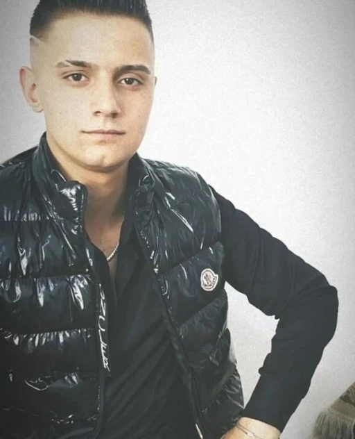 Otomobil ile çarpışan motosikletin sürücüsü öldü

