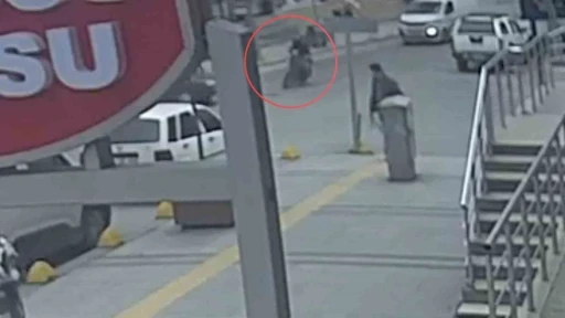 Otomobil ile motosiklet &ccedil;arpıştı: 1 yaralı
