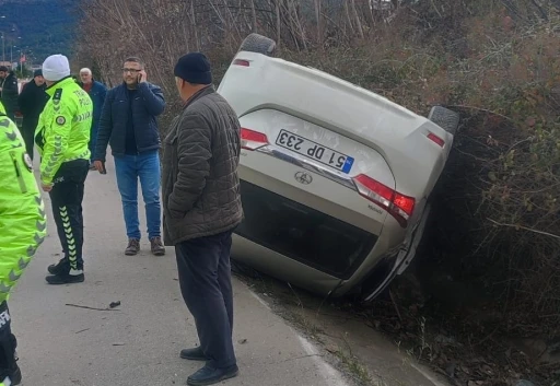 Otomobil takla attı: 1 yaralı
