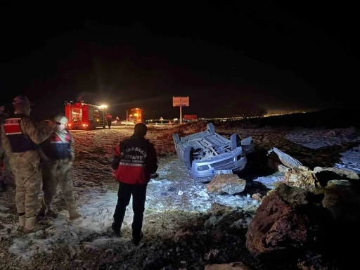 Otomobil takla attı, s&uuml;r&uuml;c&uuml; ağır yaralandı
