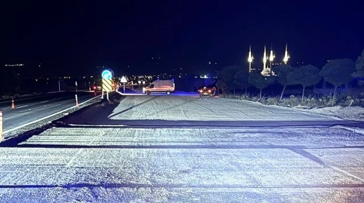 Otomobil yol çalışması alanına düştü, 1 yaralı
