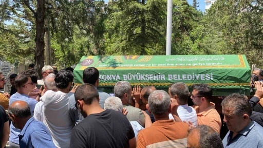 Otomobilin çarptığı motokurye son yolculuğuna uğurlandı
