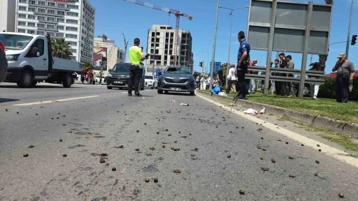 Otomobilin &ccedil;arptığı yaşlı adam ağır yaralandı
