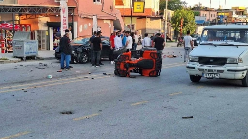 Otomobille &ccedil;arpışan ATV&rsquo;nin s&uuml;r&uuml;c&uuml;s&uuml; yaralandı
