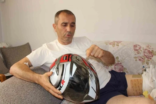 Otomobille çarpışan motosikletin sürücüsü havada takla attı: &quot;Beni kurtaran başımdaki kask oldu&quot;
