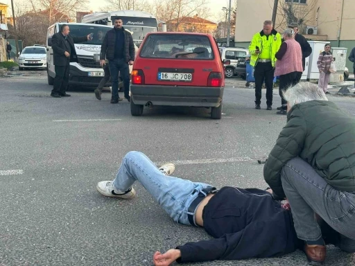 Otomobille &ccedil;arpışan motosikletin s&uuml;r&uuml;c&uuml;s&uuml; yaralandı
