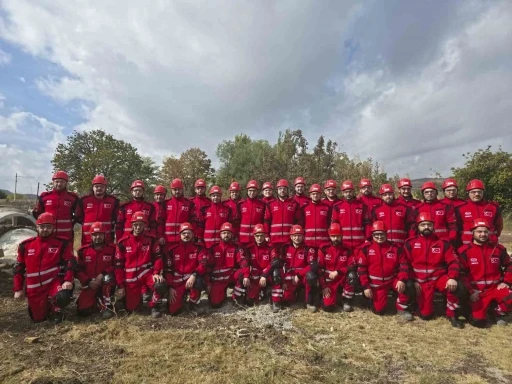 OYAK &Ccedil;imento ARKE Arama ve Kurtarma Ekibi kuruldu
