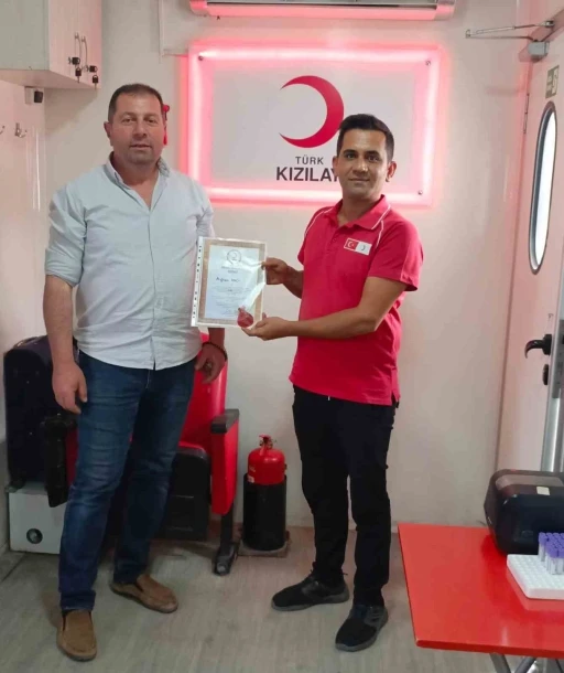 Özalp’ta çok kan bağışı yapanlara madalya verildi
