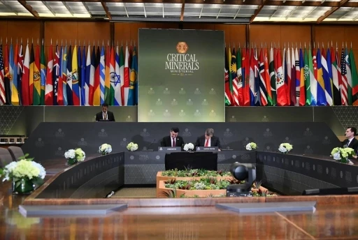 &Ouml;zbekistan-ABD arasında kritik minerallerin madenciliğine ilişkin mutabakat zaptı imzalandı
