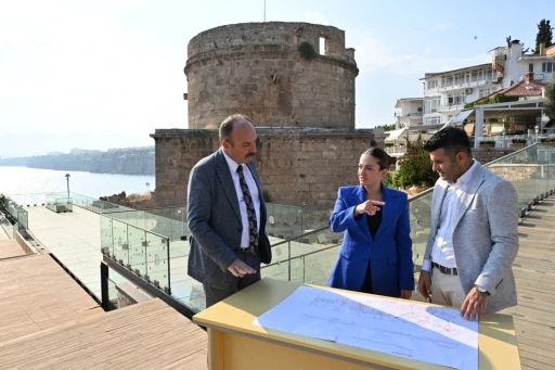 Özdemir: &quot;Hıdırlık Kulesi ile Antalya yeni bir açık hava müzesine kavuşacak&quot;
