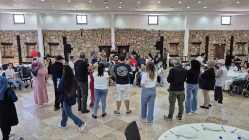 Bodrum'da Özel Çocuklara Askerlik Kınası