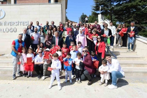 Özel çocuklar 23 Nisan’ı coşkuyla kutladı
