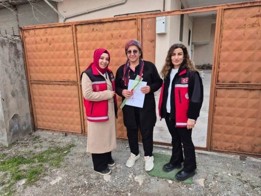&Ouml;zel &ccedil;ocuklu annelerin kadınlar g&uuml;n&uuml; kutlandı
