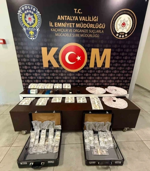 &Ouml;zel hastane denetiminde r&uuml;şvet iddiası davasında karar &ccedil;ıktı: 3 sanığa 2 yıl 11 ay hapis
