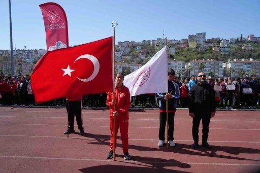 &Ouml;zel Sporcular Atletizm T&uuml;rkiye Birinciliği Yarışmaları yapıldı
