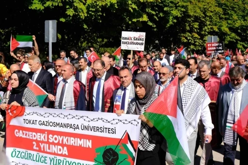 Özgür Filistin için TOGÜ’de yürekleri birleştiren yürüyüş
