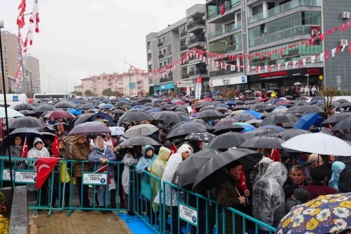 &Ouml;zg&uuml;r &Ouml;zel, Denizli&rsquo;de partilileriyle buluşuyor

