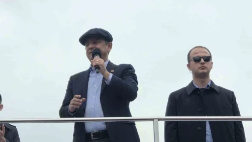 &Ouml;zg&uuml;r &Ouml;zel, K&uuml;tahya&rsquo;da "Millet İradesine Sahip &Ccedil;ıkıyor" mitinginde konuştu
