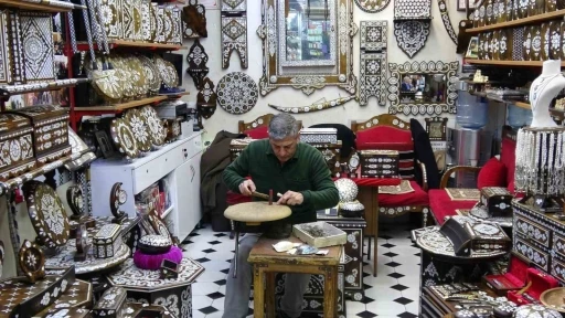 Padişah mesleğini yaşatan Gaziantepli ustaya &rsquo;Yaşayan İnsan Hazineleri&rsquo; &ouml;d&uuml;l&uuml;
