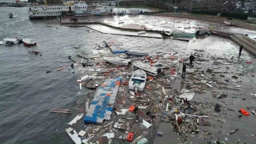 Pahalı liman &uuml;cretleri T&uuml;rk denizcileri Yunanistan&rsquo;a y&ouml;neltti
