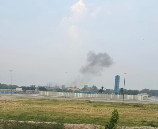 Pakistan’ın Lahor kentindeki patlamalar paniğe neden oldu
