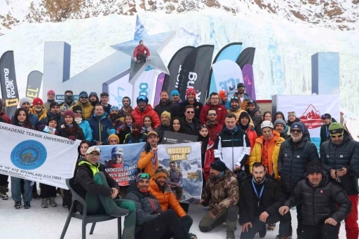 Paland&ouml;ken Kayak Merkezi&rsquo;nde T&uuml;rkiye Buz Tırmanışı Şampiyonası ger&ccedil;ekleştirildi
