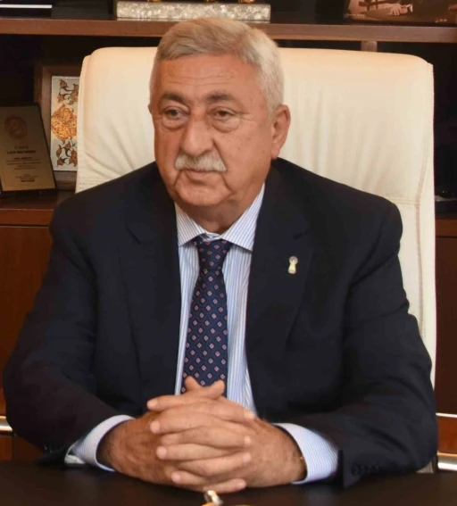 Paland&ouml;ken: "Bayramın bereketi paylaşmayla artar"
