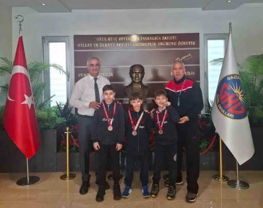 Paletli Y&uuml;zme Şampiyonasına GKV &Ouml;zel Okulları damgası
