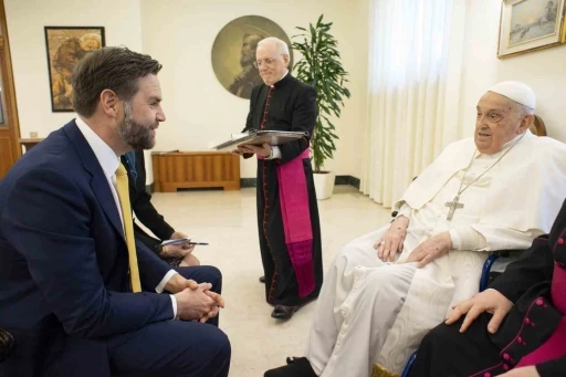 Papa Francis, ABD Başkan Yardımcısı Vance ile görüştü
