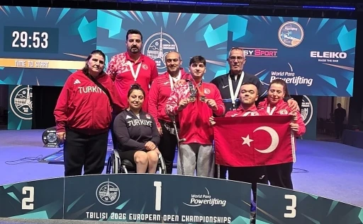 Para Halter Şampiyonası&rsquo;nda milli sporculardan madalyalar
