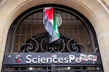 Paris’te Gazze eylemlerinin yapıldığı üniversitede eğitime ara verildi
