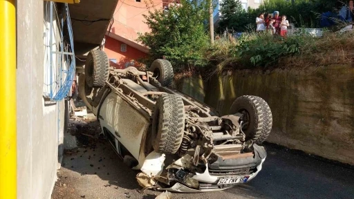 Park halindeki kamyonet hareket ederek 8 yaşındaki çocuğa çarptı
