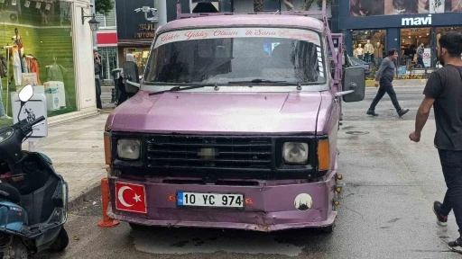 Park yasağını ihlal eden kamyonet hacizli ve yakalamalı &ccedil;ıktı
