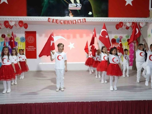 Pasinler&rsquo;de 23 Nisan coşkuyla kutlandı
