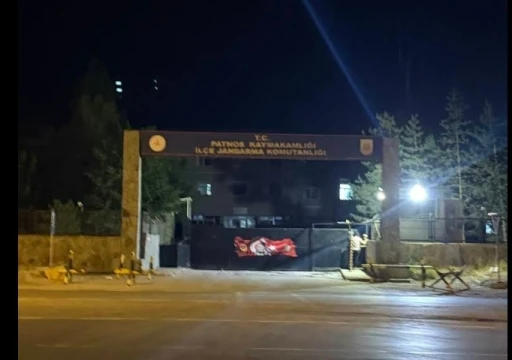 Patnos&rsquo;ta aranan şahıs, Jandarmanın &ouml;zel operasyonuyla yakalandı
