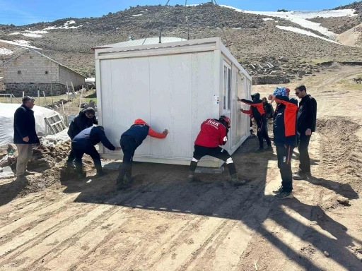 Patnos&rsquo;ta deprem sonrası barınma ihtiyacı karşılandı

