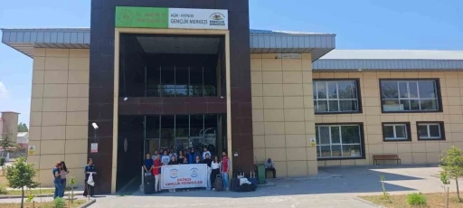 Patnos&rsquo;tan 15 kız &ouml;ğrenci "Bir Destandır &Ccedil;anakkale" programına katıldı
