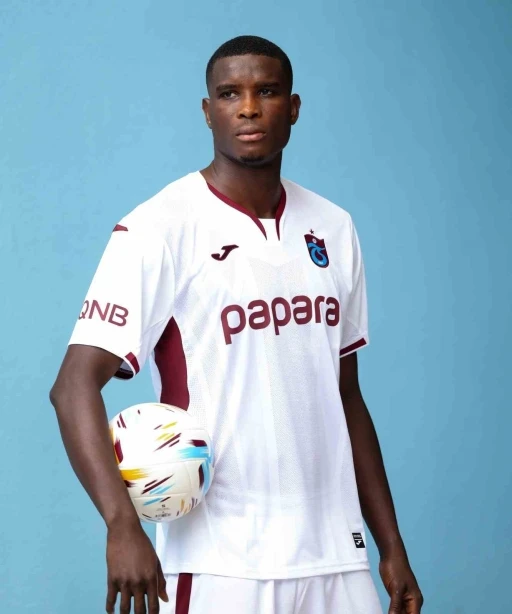 Paul Onuachu: "Bir futbolcunun yaşayabileceği en g&uuml;zel şey kupa kazanmak"
