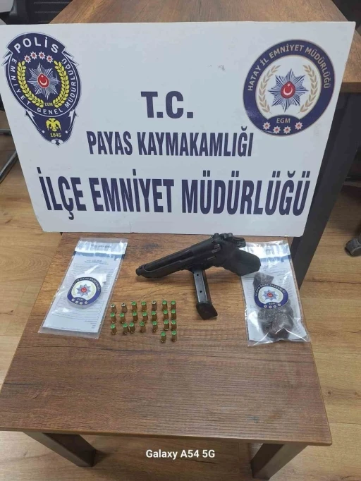 Payas&rsquo;ta uyuşturucu operasyonu; 3 g&ouml;zaltı
