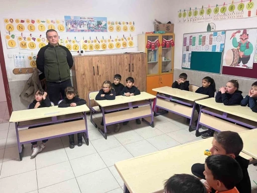 Pazarlar il&ccedil;esinde minik &ouml;ğrencilere "Yeşil Vatan" eğitimi
