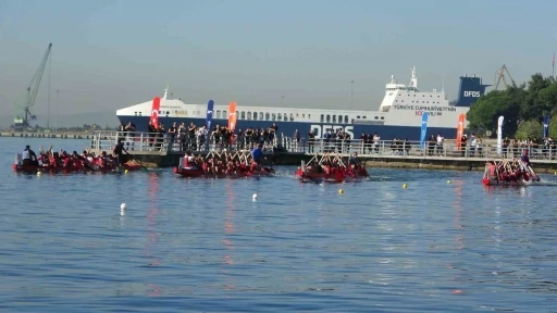 ’Pendik Cumhuriyet Kupası Dragon Bot Yarışları’nda öğrenciler birincilik için kürek çekti
