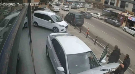 Pendik&rsquo;te silahlı saldırı: 2 yaralı
