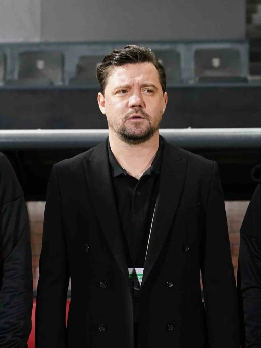 Pendikspor, Teknik Direkt&ouml;r Uğur U&ccedil;ar ile yola devam ediyor
