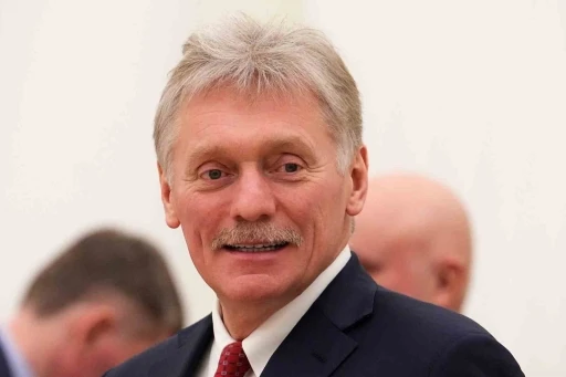 Peskov: "NATO, ABD&rsquo;nin m&uuml;ttefiklerinden duyduğu memnuniyetsizlik nedeniyle &ccedil;&ouml;kmeyecektir"
