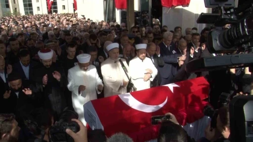 Pilot Hasan Bahar son yolculuğuna uğurlandı
